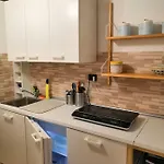 아파트 Alcova *